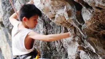 香港攀岩成人体验视频,挑战极限，感受城市高空魅力