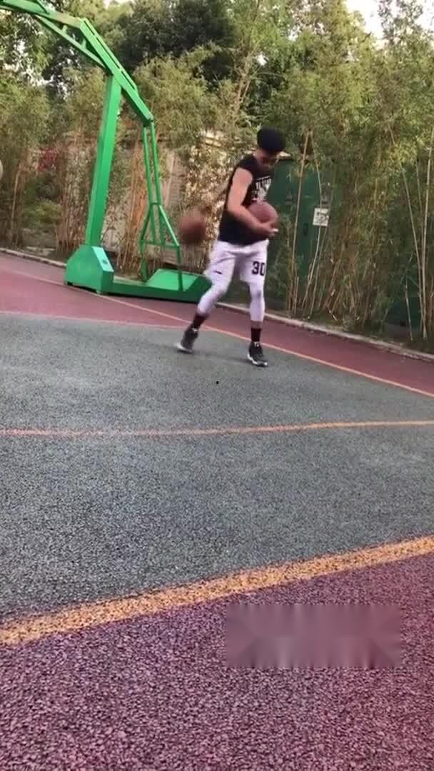 成人跳绳协调性训练视频,跟随专业视频教程高效训练