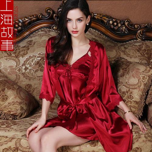 性感成人吊带睡袍视频,成人吊带睡袍视频性感瞬间集锦